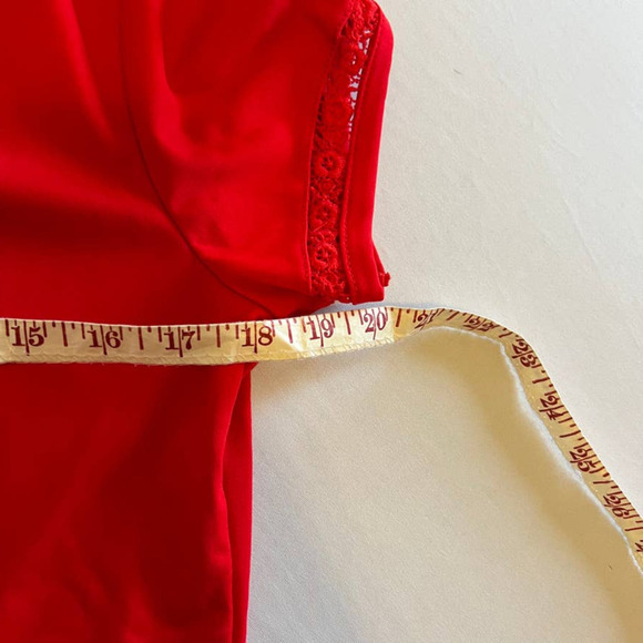VINTAGE Mardi Modes Red embroidered trim casual top M - Picture 4 of 5